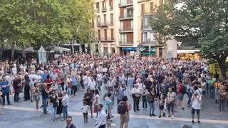 "Queremos vivir en paz": unas 2.000 personas claman contra el incivismo en Manresa