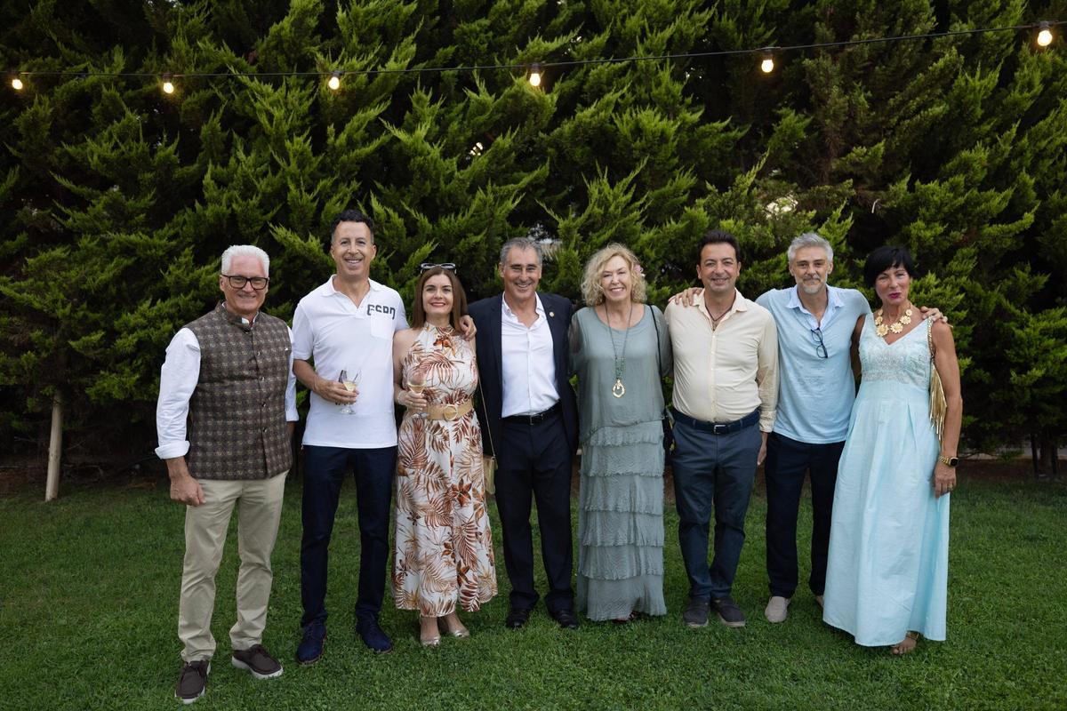 El comisario de la Policía Nacional de Ibiza se despide con una multitudinaria cena