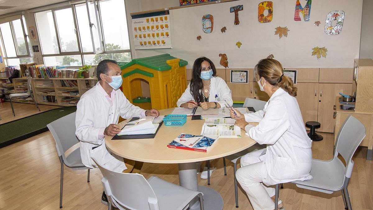 Más de mil niños reciben atención educativa en aulas hospitalarias de Córdoba