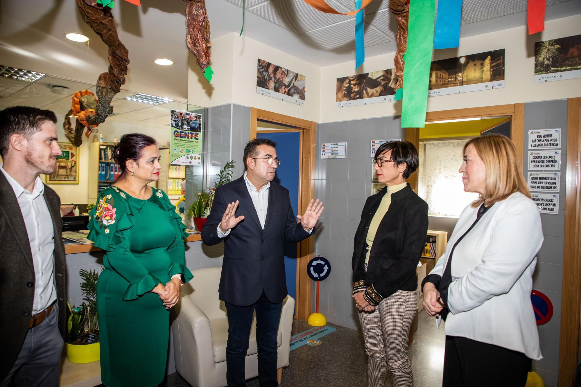 Visita de la Directora de la Guardia Civil al colegio de Hurchillo