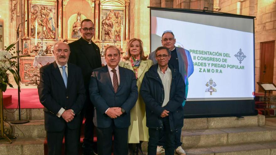 Presentan el congreso de Sevilla que analizará el futuro de mundo cofrade de Zamora