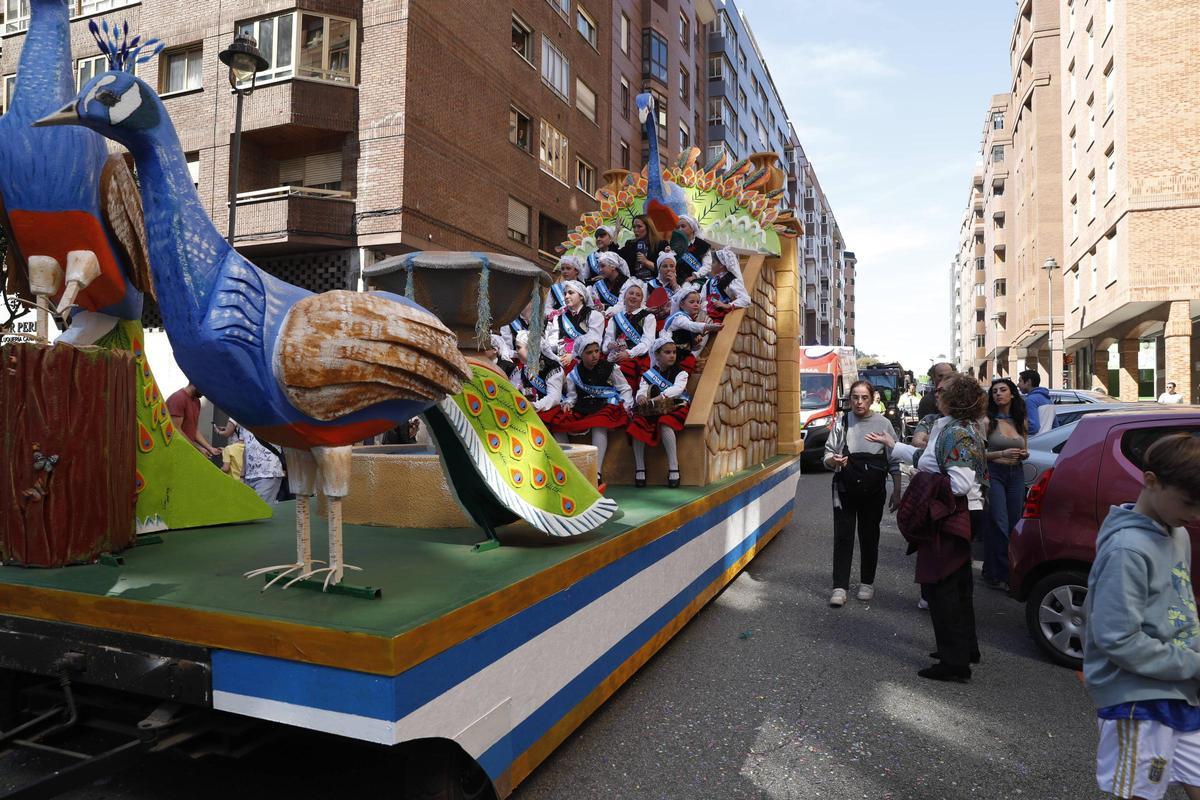 EN IMÁGENES: El desfile de carrozas del lunes de Pascua
