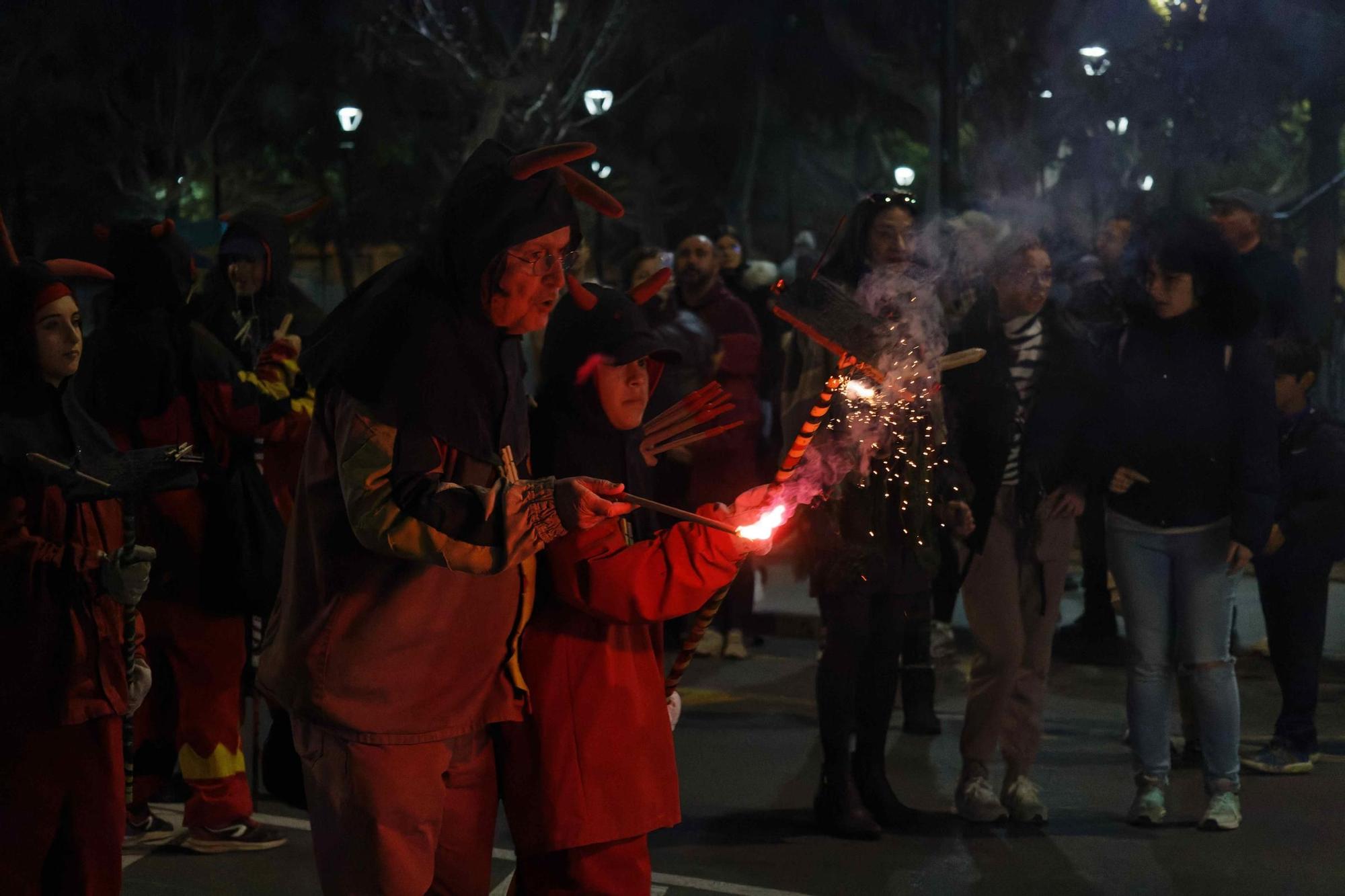 El Grau se despide del Carnaval con el Entierro de la Sardina