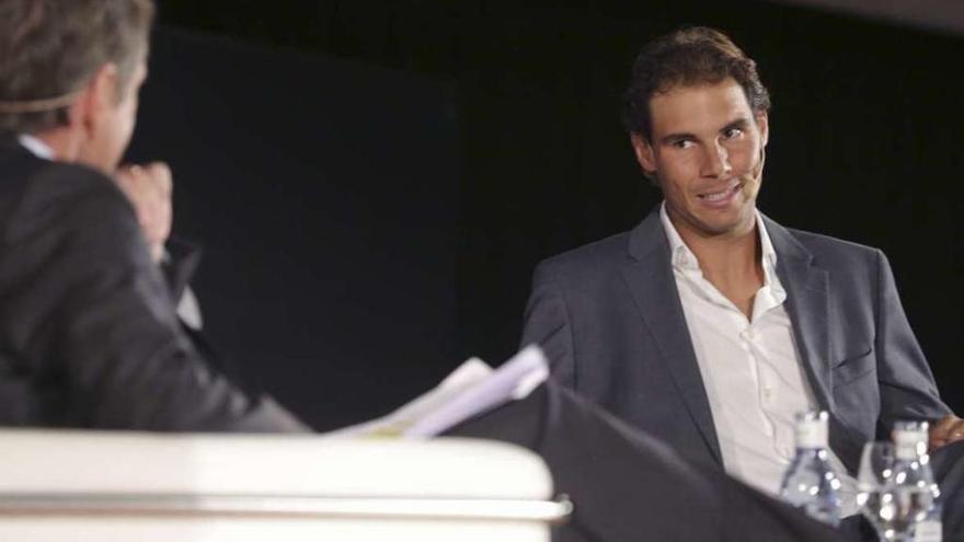 Nadal, durante el acto en el que participó ayer en Zaragoza. // Javier Cebollada