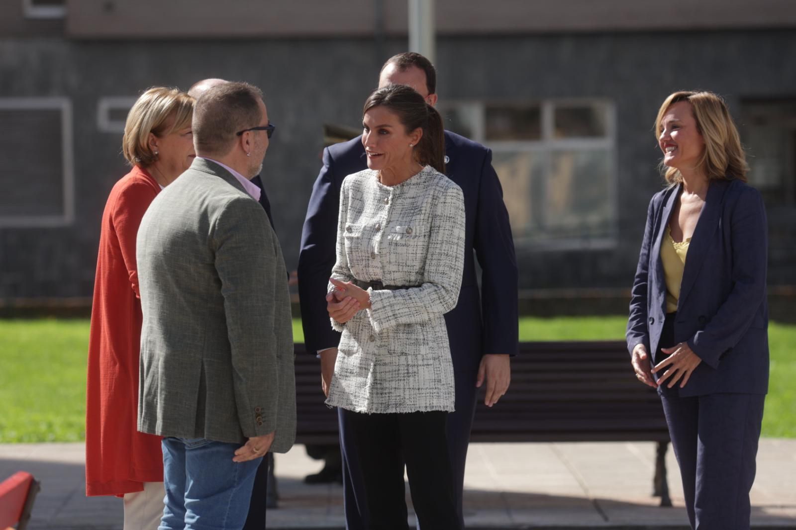 La Reina Letizia inaugura el curso de FP en el Cislan de Langreo