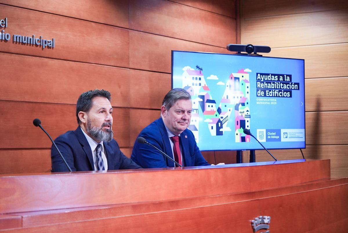 El concejal de Vivienda y el presidente del Colegio de Administradores de Fincas.