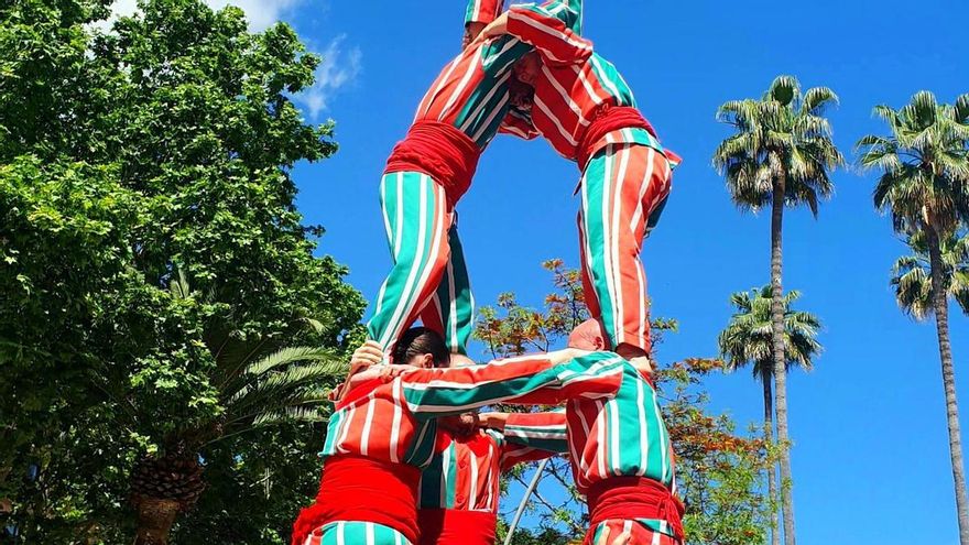La Nova Muixeranga de Algemesí resurge tras la dana y se convierte en invitada de honor de la Diada Castellera de Tàrrega