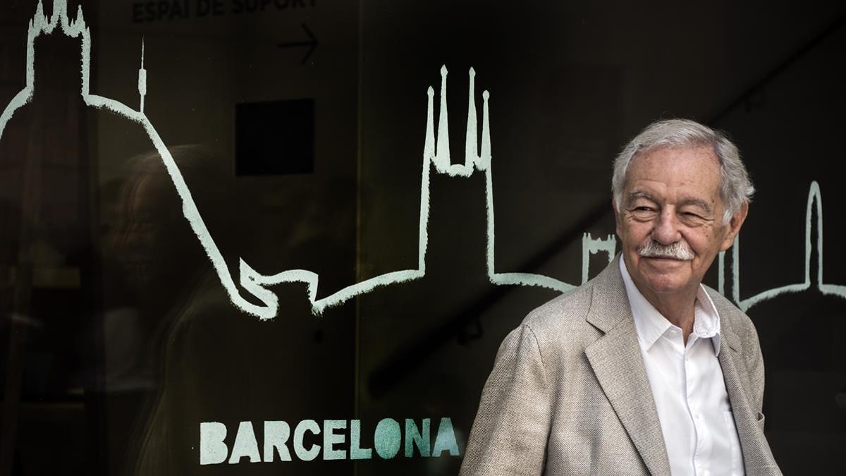 Eduardo Mendoza, siempre con Barcelona en la mente.
