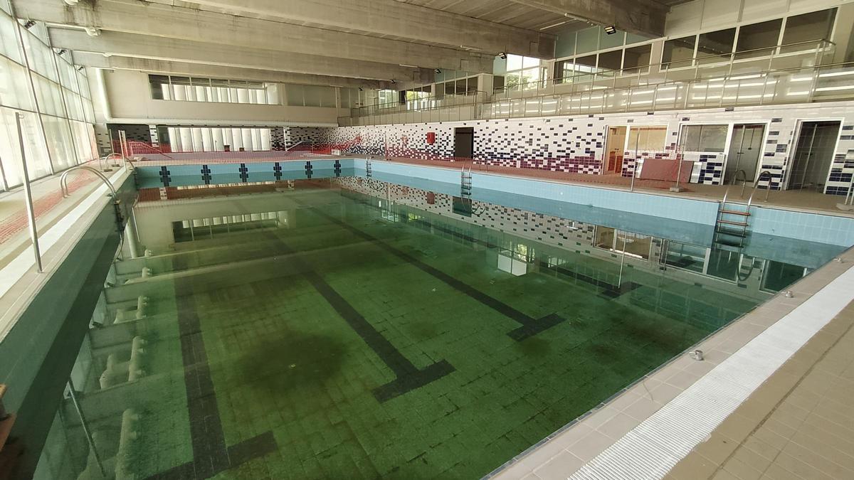 Situación actual de la piscina de Tavernes, en imágenes