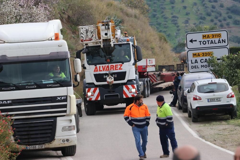 Llegada de las máquinas perforadoras a Totalán