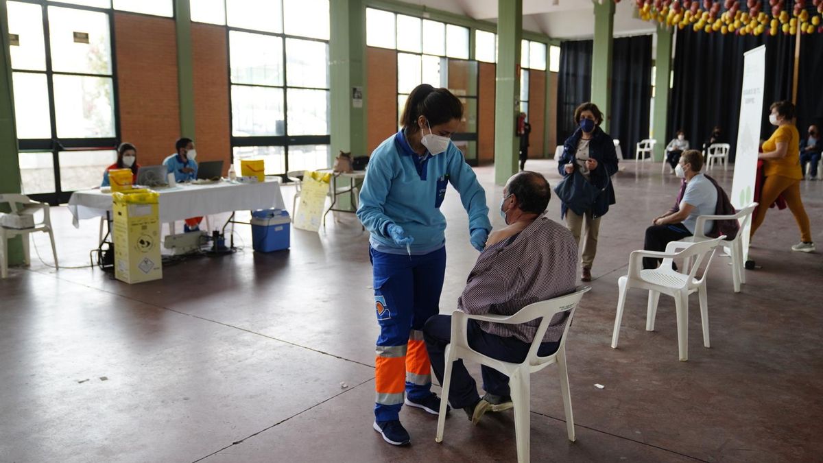 Vacunación en el recinto ferial de Pozoblanco.