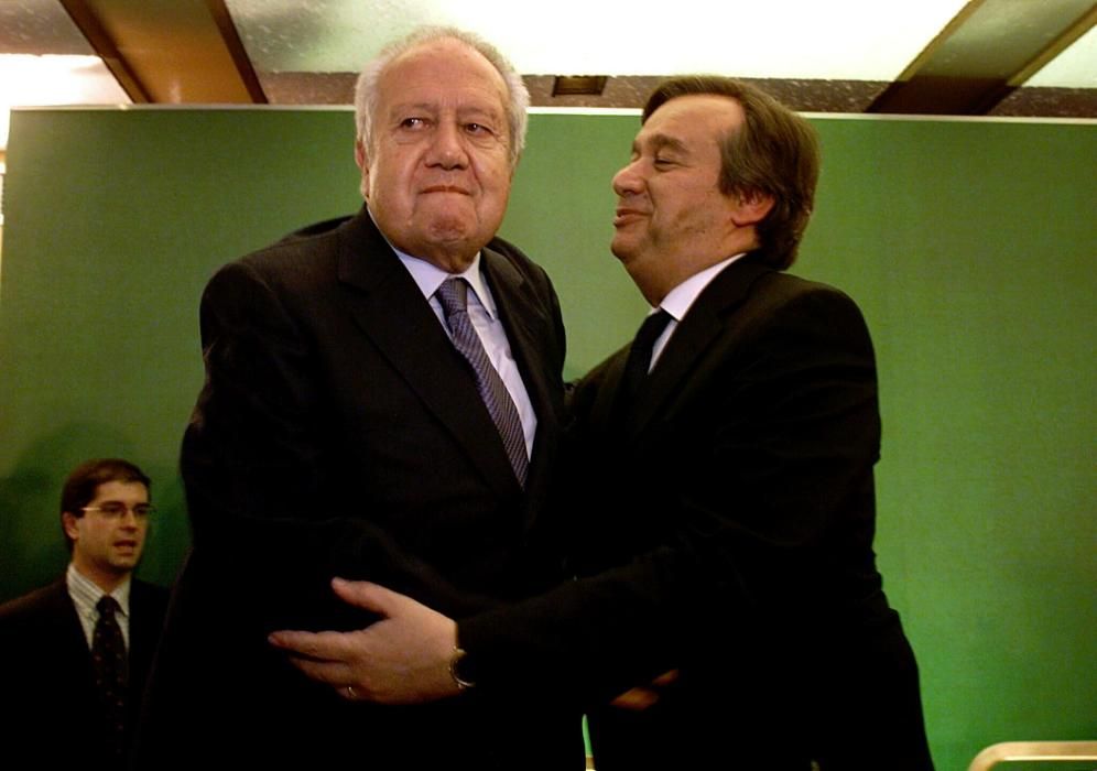 Mário Soares y Antonio Guterres, actual secretario general de la ONU, en una foto de 1999.