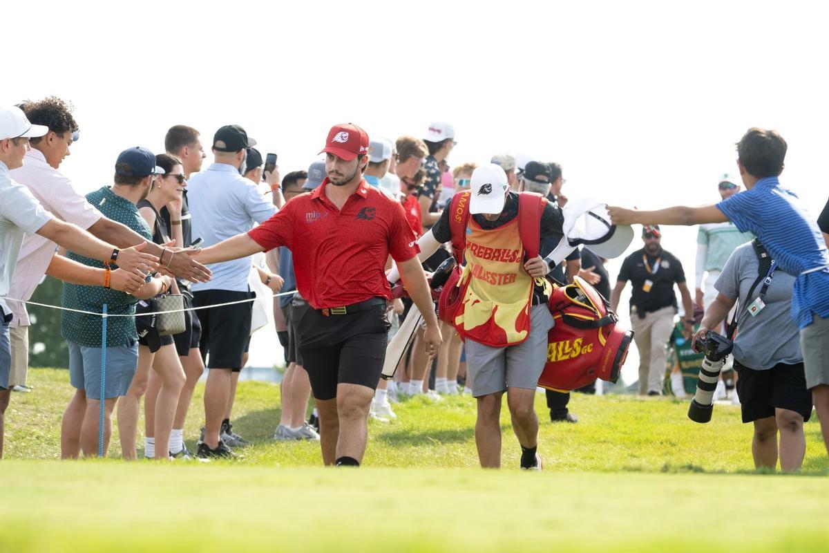 Ballester mostró su calidad con los mejores del mundo, y la afición ya conoce su nombre en apenas unos torneos disputados
