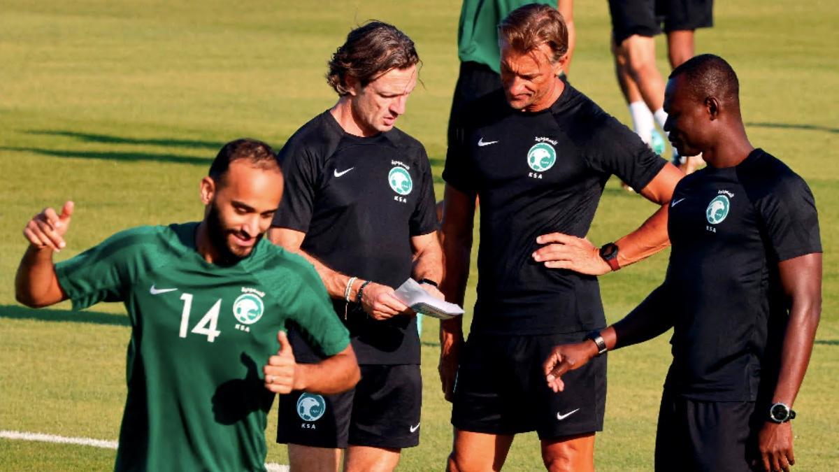 Así motivó Hervé Renard a la selección de Arabia Saudita al descanso para remontar ante Argentina