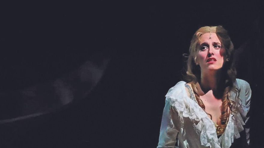 Ana San Martín, en su papel de Christine de «El Fantasma de la Ópera». |