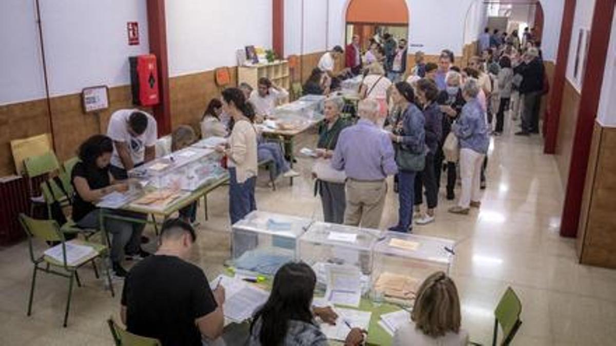 Wahllokal bei den Parlamentswahlen auf Mallorca.