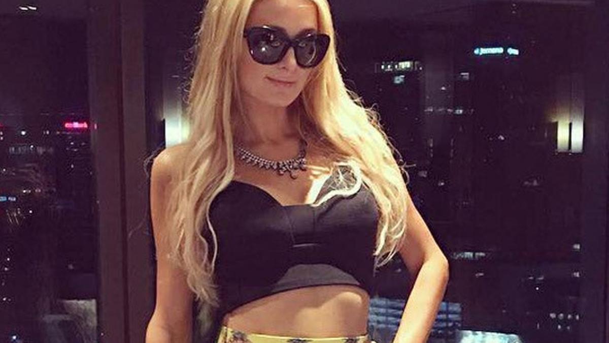 Paris Hilton desmiente que sea una rubia tonta