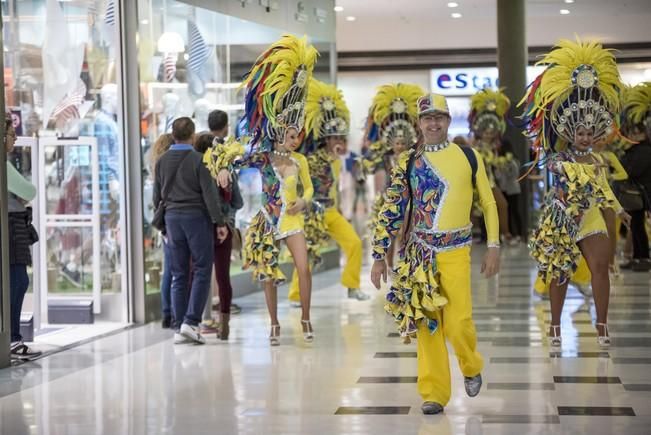 Donacion premio Reina del Carnaval del Centro ...