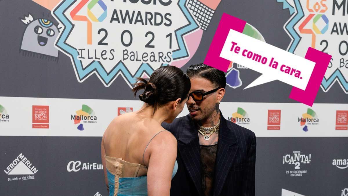 Rosalía y Rauw Alejandro casi beso en la alfombra roja de los 40 Music Awards