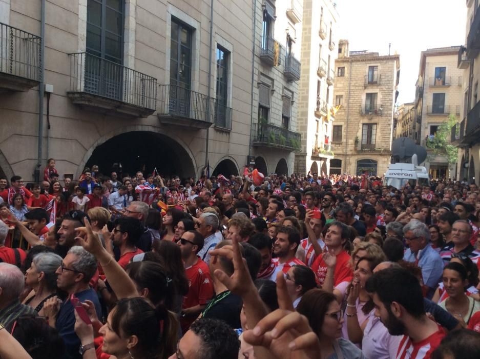 Rua de celebració de l'ascens del Girona