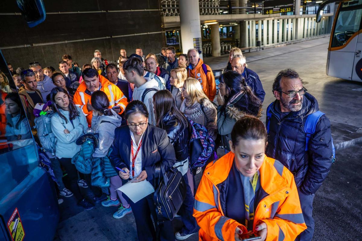 Kaos el tercer día de huelga del handling de Iberia