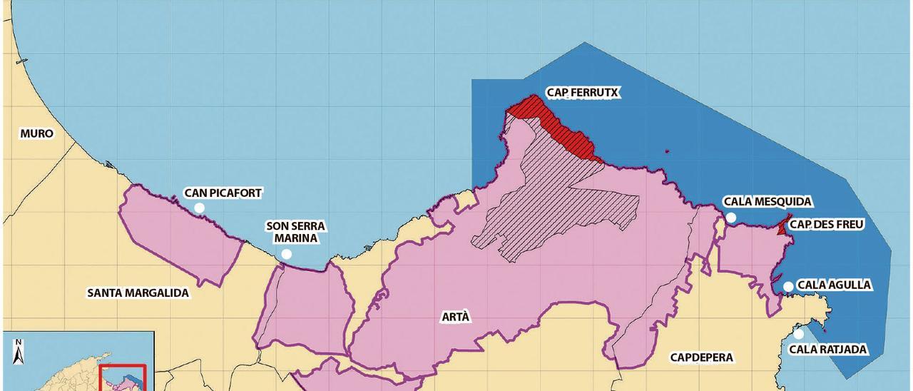 Die Erweiterung des Naturparks Llevant in rosa, die bisherige Ausdehnung schraffiert.