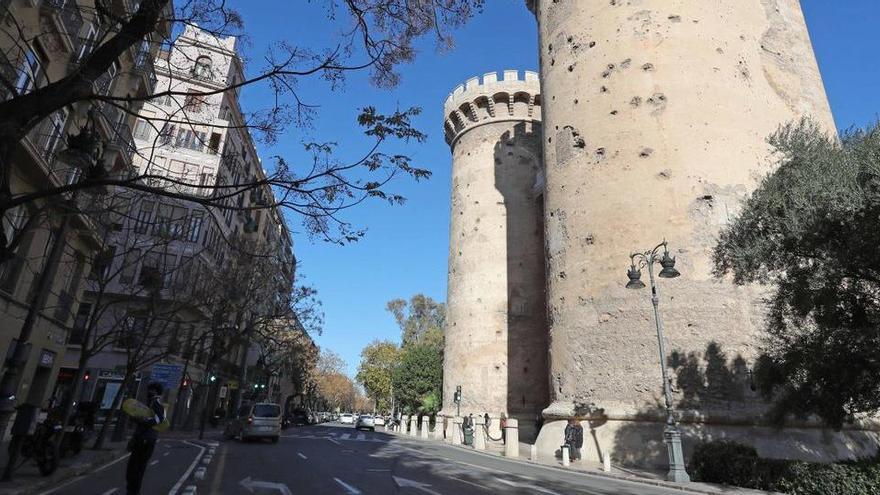 Estampa el coche con su pareja dentro en nuevo caso de violencia machista