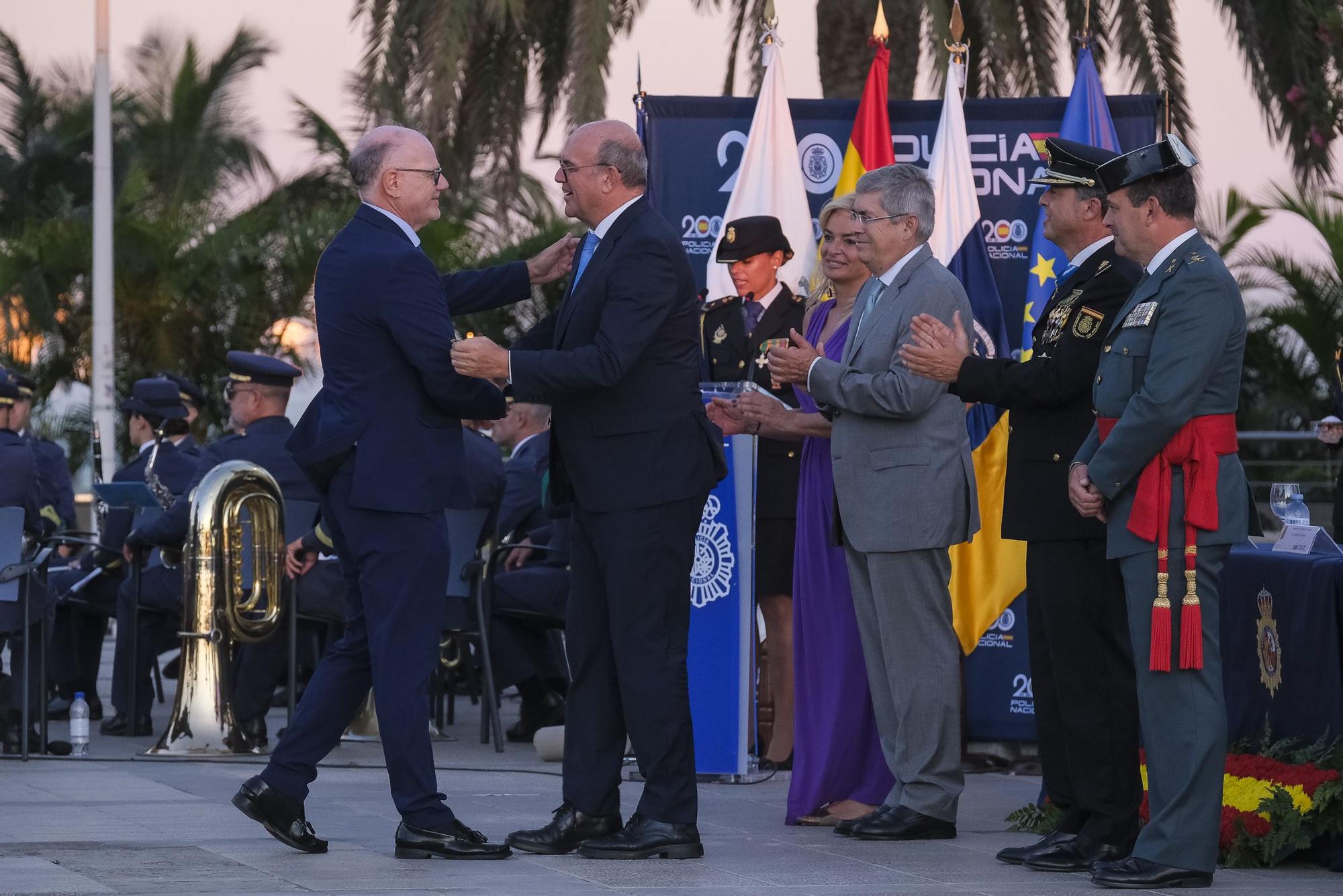 27-09-2024 SAN BARTOLOMÉ DE MASPALOMAS. Acto por el Día de la Policía Nacional, junto al Faro de Maspalomas  | 27/09/2024 | Fotógrafo: Andrés Cruz