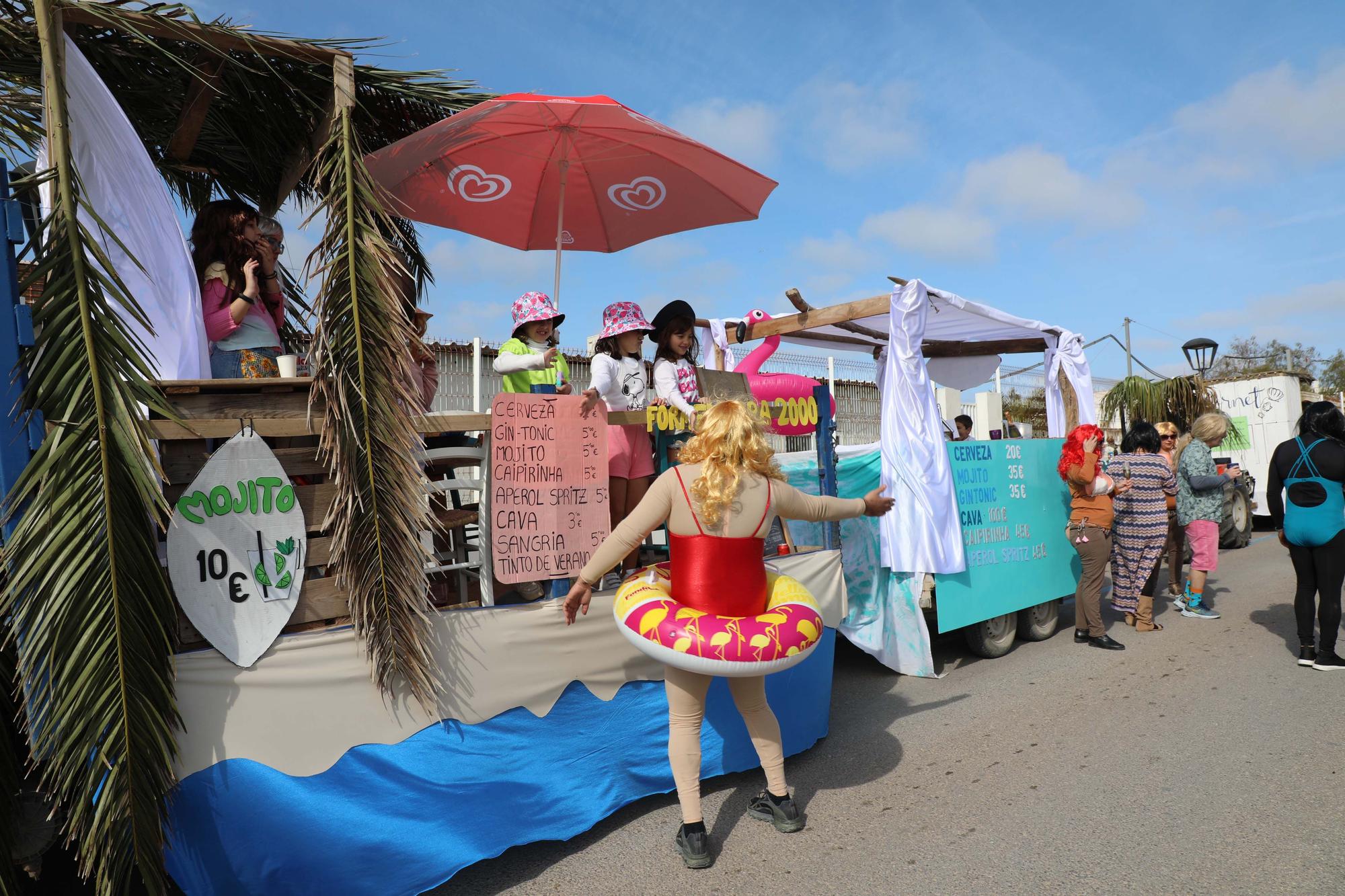 Todas las imágenes de la rúa de Carnaval en Formentera 2023