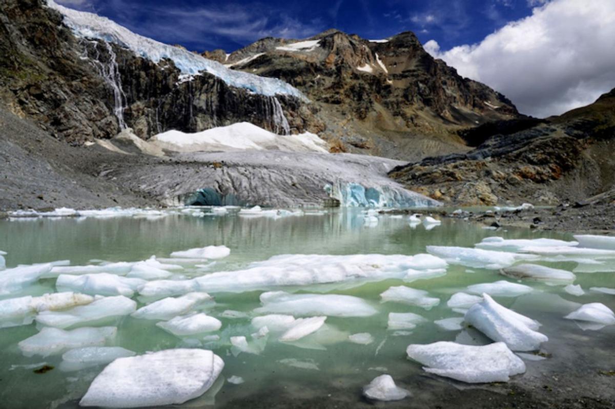 Al derretirse, los glaciares de montaña también emiten mercurio