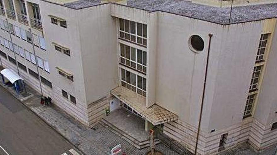 Imagen de archivo del edificio del instituto Santa María, en el municipio de Eivissa