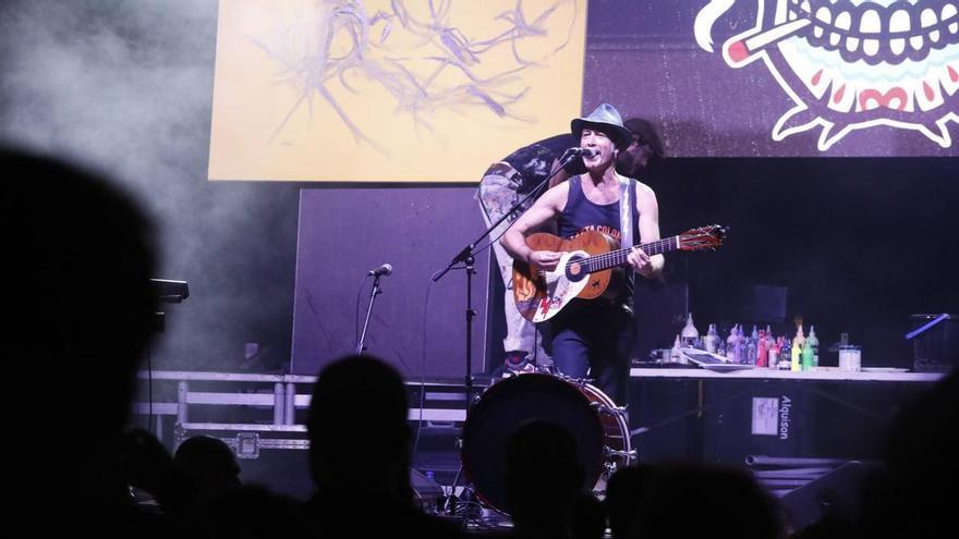 EN IMÁGENES: Así ha sido el concierto de "Muchachito Bombo Infierno" en las fiestas de San Agustín en Avilés