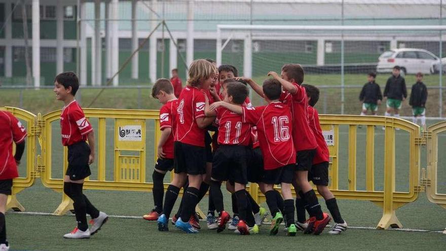 Imagen de la edición del torneo benjamín del pasado 2017. // Bernabé