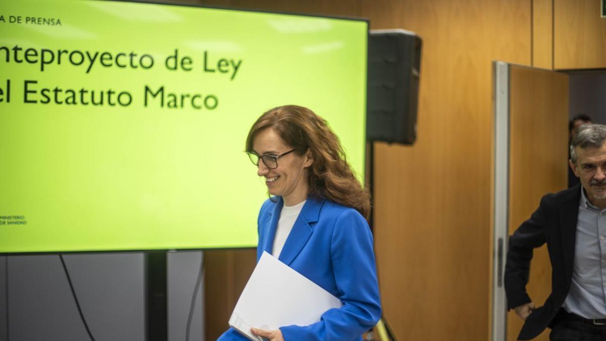 La ministra Mónica García