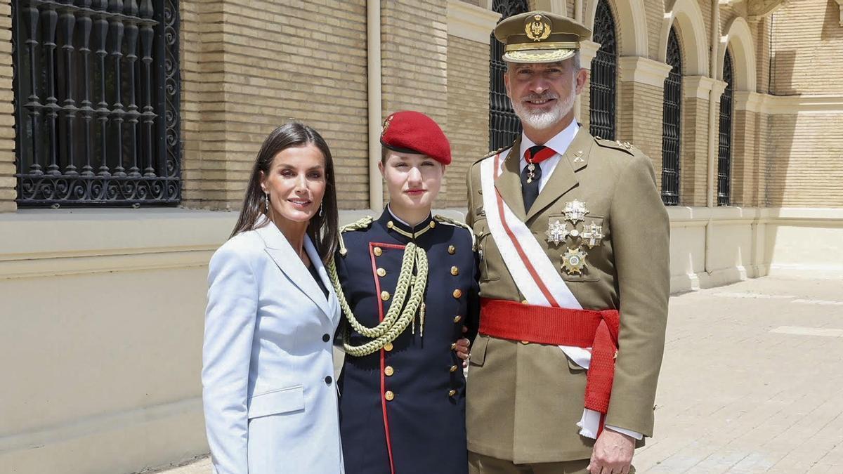 El rey Felipe VI y la reina Letizia, junto a la princesa Leonor en Zaragoza este sábado