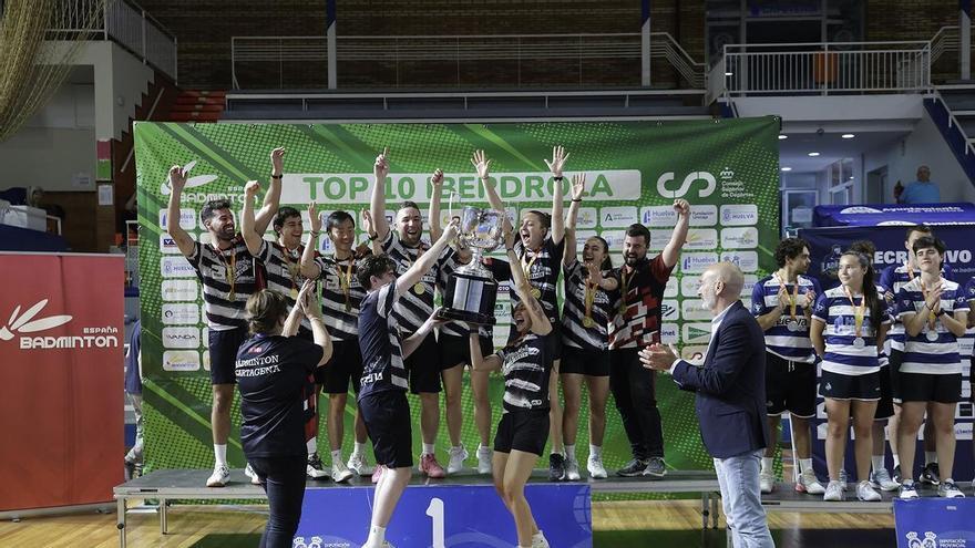 El Puertas Padilla Cartagena, campeón de la liga de bádminton por primera vez