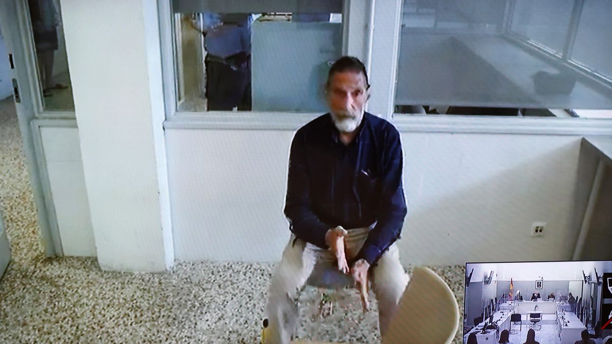 Vista de extradición de John McAfee. Vista de extradición de John McAfee.