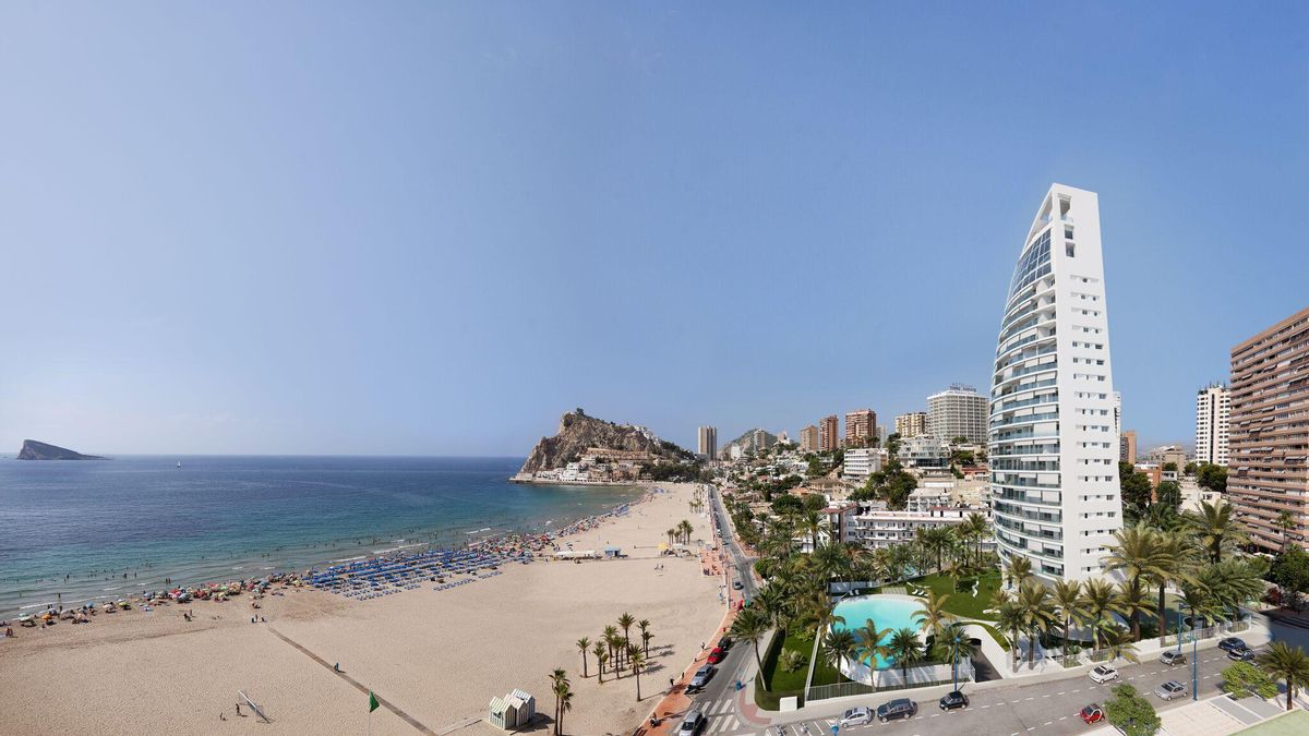 Desde su concepción, este edificio ha aspirado a convertirse en el hito inmobiliario de Benidorm por su arquitectura, en forma de vela.