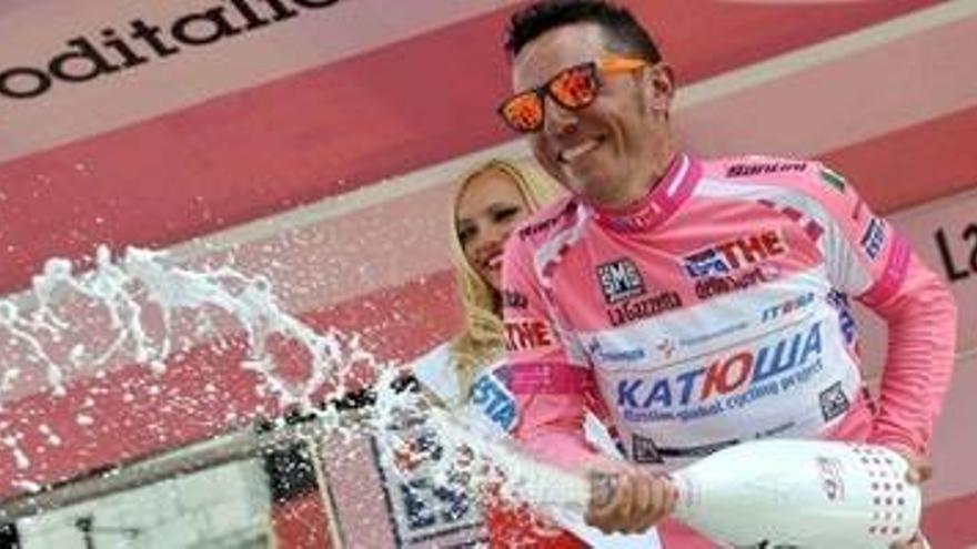 Purito Rodríguez gana la etapa y lidera el Giro