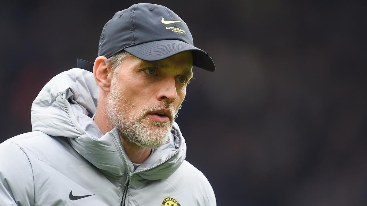 Tuchel saludando a la afición del  Chelsea