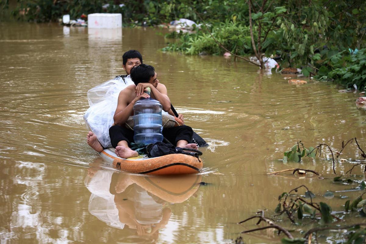 El tifón Yagi deja casi 100 muertos en Vietnam