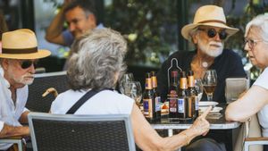 8 de cada 10 de més de 55 anys preveuen viatjar aquest any
