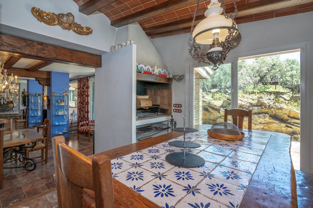 Les imatges de la casa de Pilar Rahola de Cadaqués, ara en venda