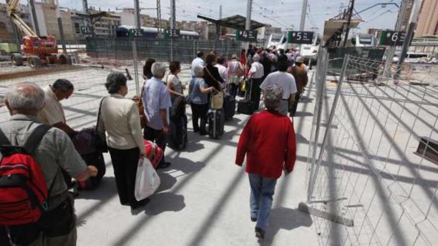 El AVE iniciará las pruebas con pasajeros en junio