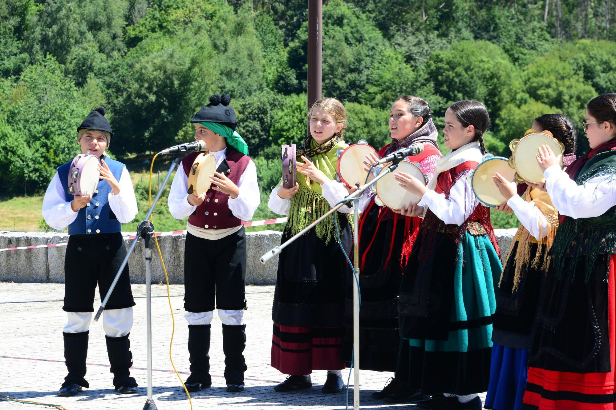 As celebracións do Día de Santiago en Ermelo, "berce do Morrazo"