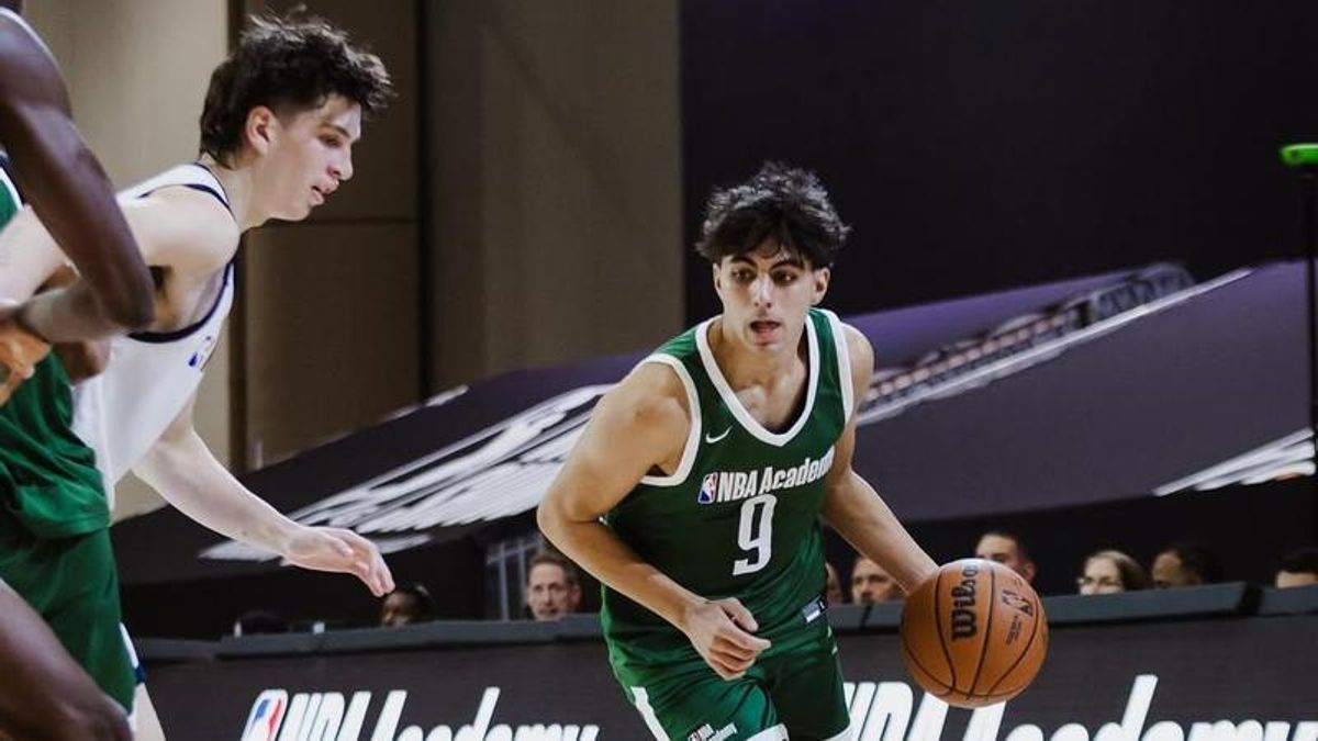 Óscar Siquier, en un partido de la NBA Academy.