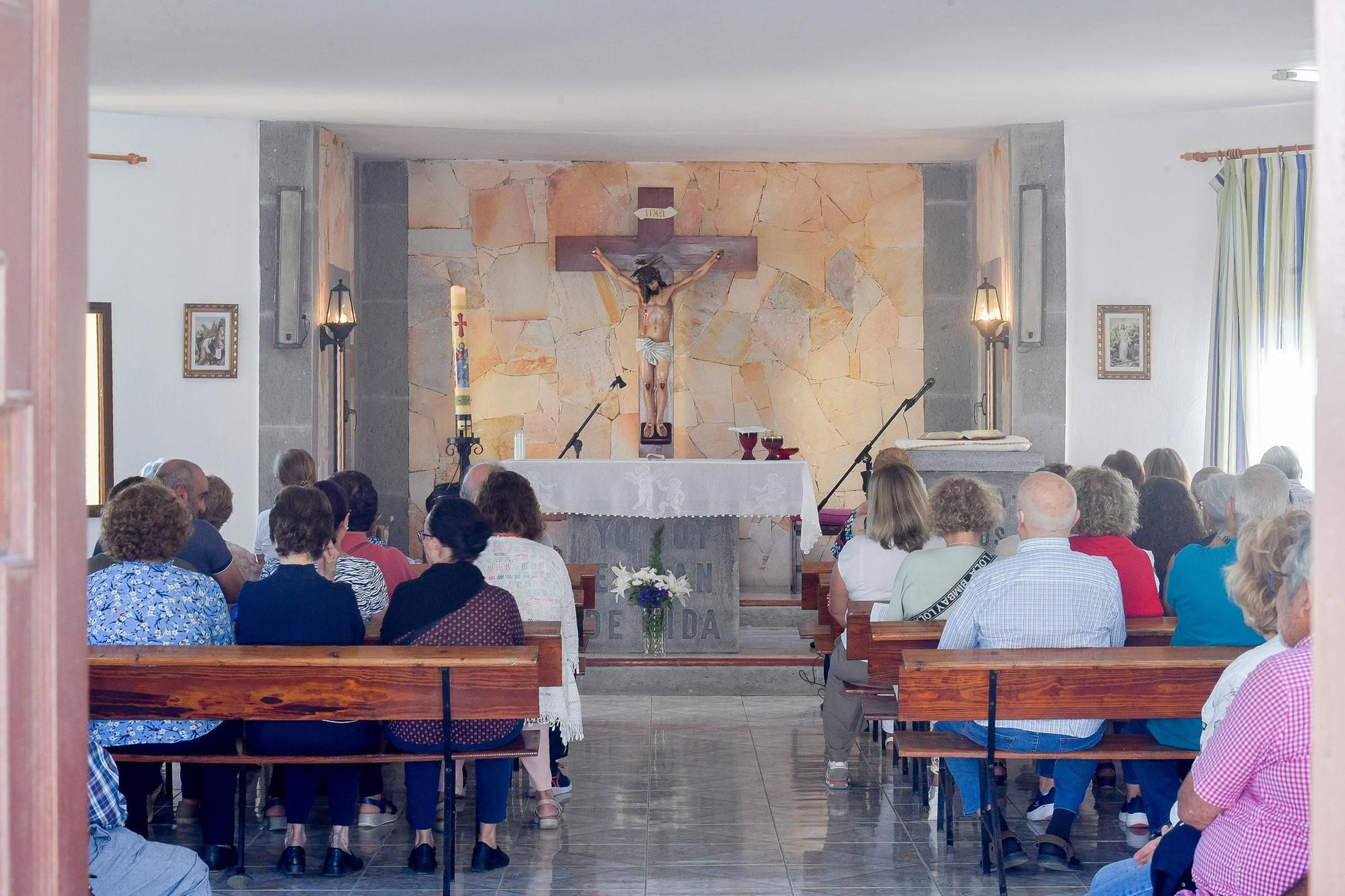 Día de Todos los Santos en cementerios de Gran Canaria