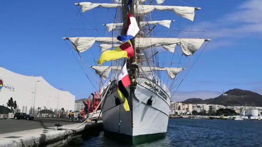 Así es el 'Cuauhtémoc', barco mexicano anclado en el Puerto de La Luz - La  Provincia