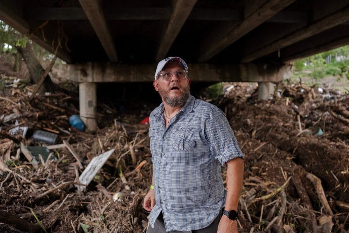 Las inundaciones en Texas dejan ya más de 50 víctimas mortales, entre ellas 15 niños