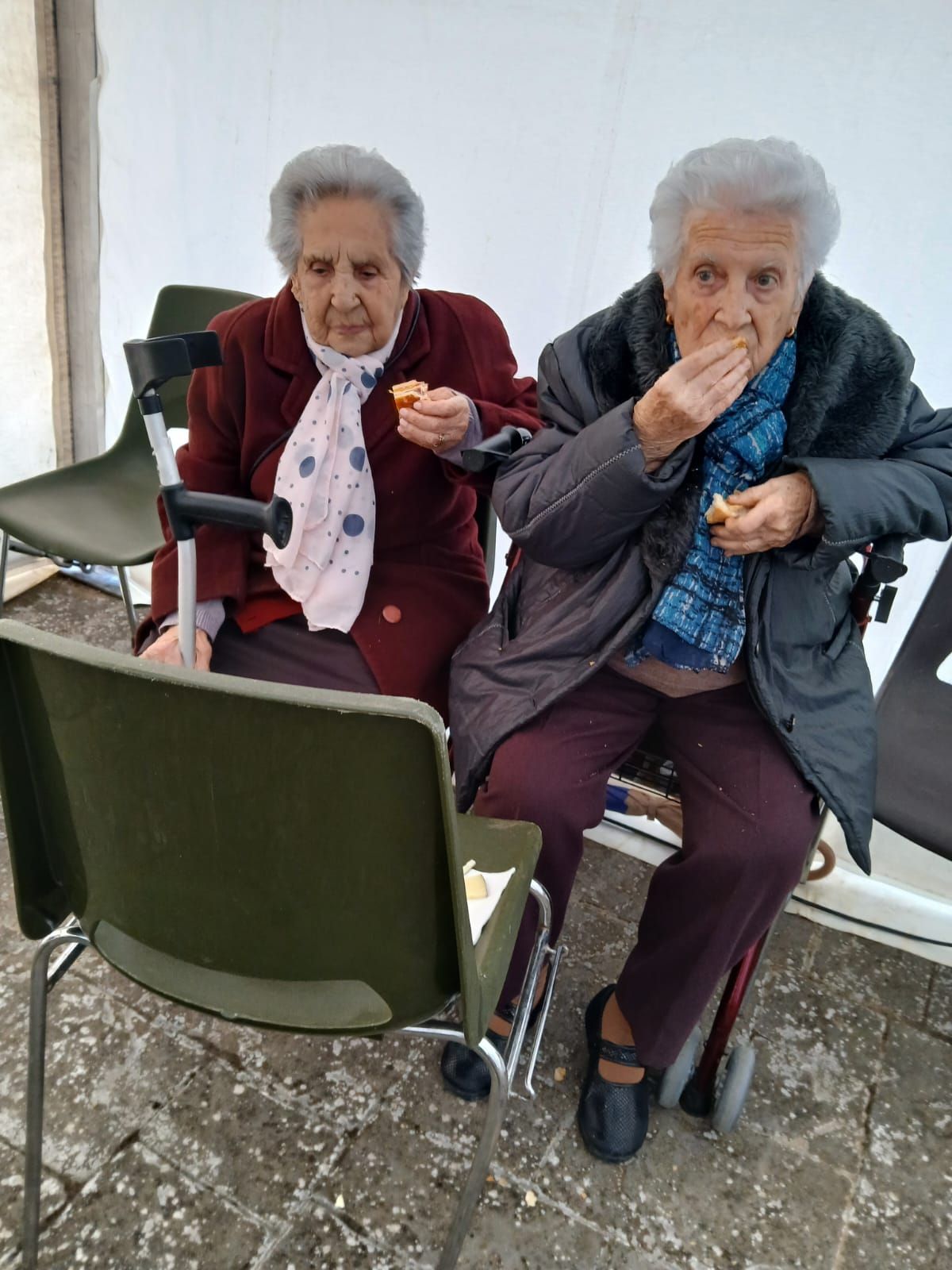 GALERÍA | Villafáfila despide las fiestas de San Isidro con un taller de papiroflexia